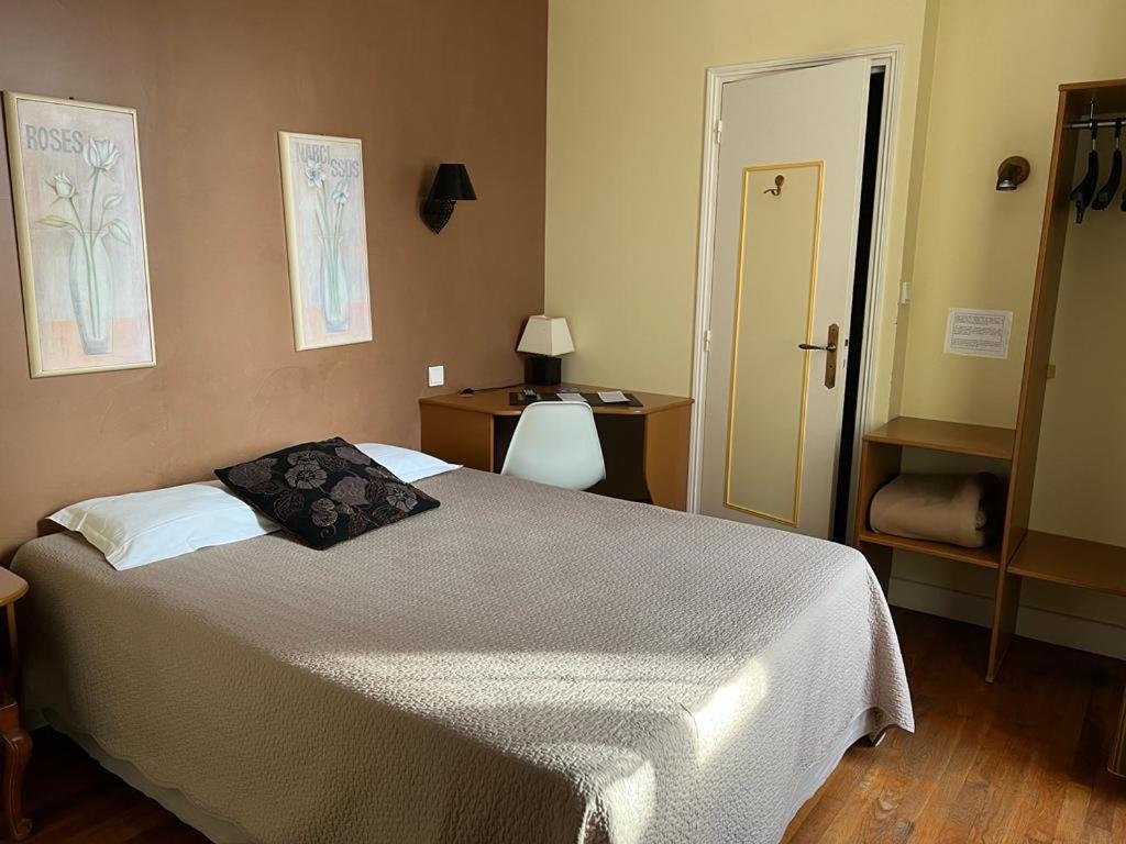 Le Grand Monarque Donzy Hotell Eksteriør bilde